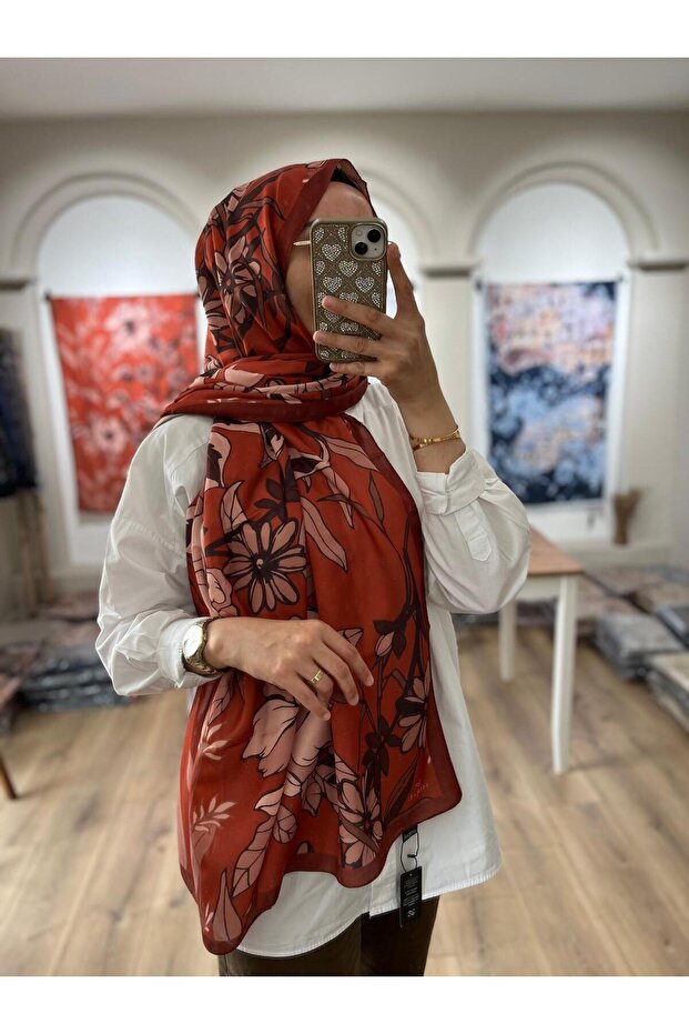 شال لونيرا ناعم بنقشة مميزة - لون طوب