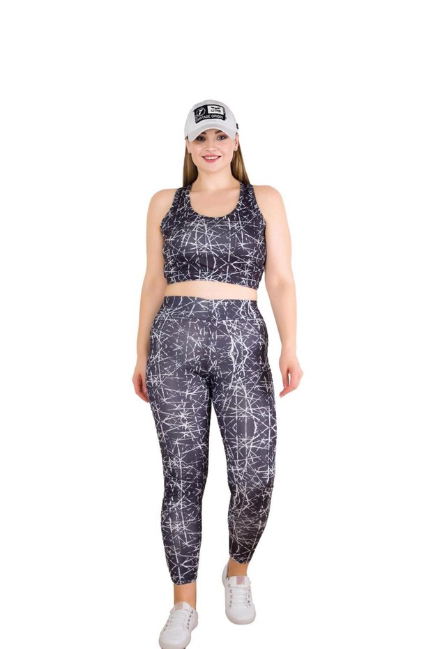 Plus Size Women's Athlete Leggings-Crop Fitness Set