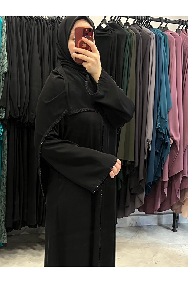 فيراقة أسيل المرصعة بالأحجار