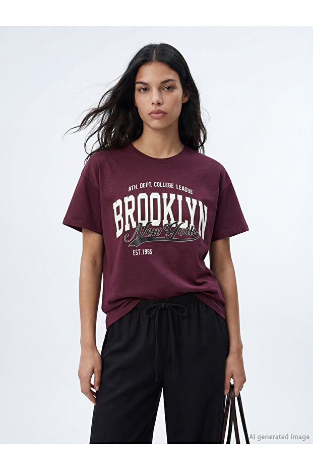 Esvab • Modern & Distinctive Zero Roba Yaka Brooklyn Printed Women's T-Shirt