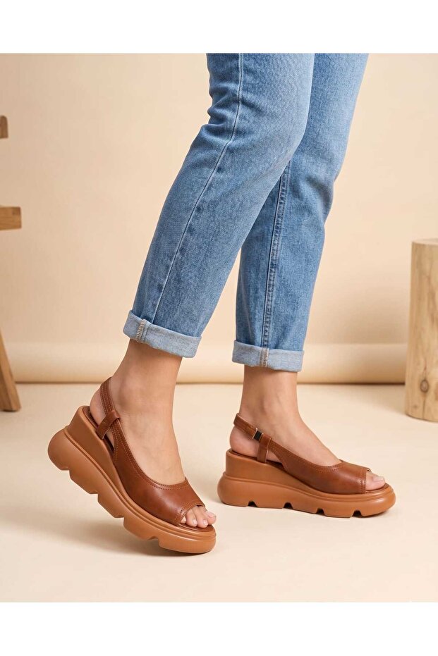 Mona Rubber Women's Sandals