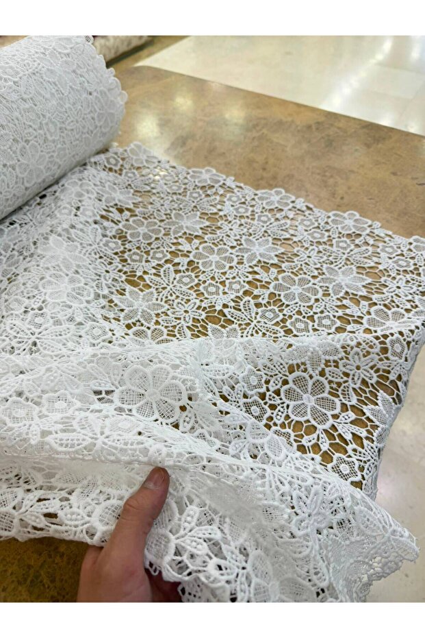 Luxury Daisy Embroidered Guipure Fabric | 135 cm | Dresses, Evening Gowns, and Wedding Dresses