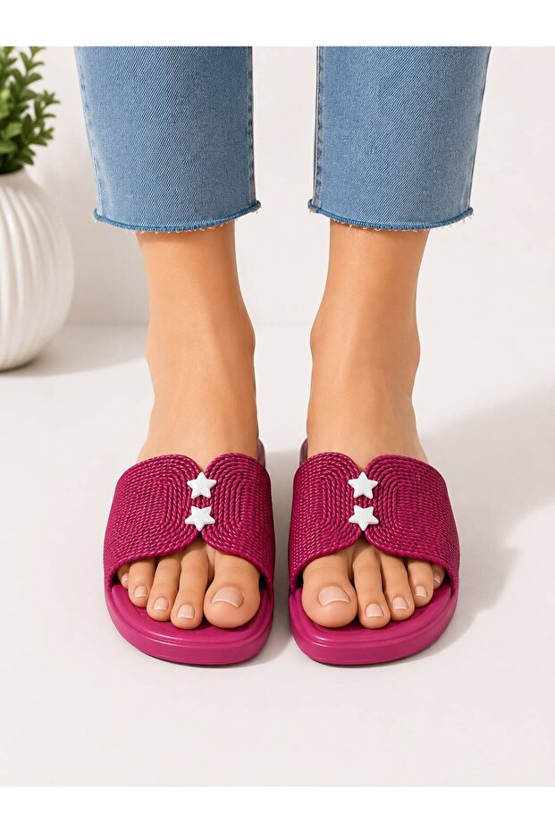 SLIPPERS - 2