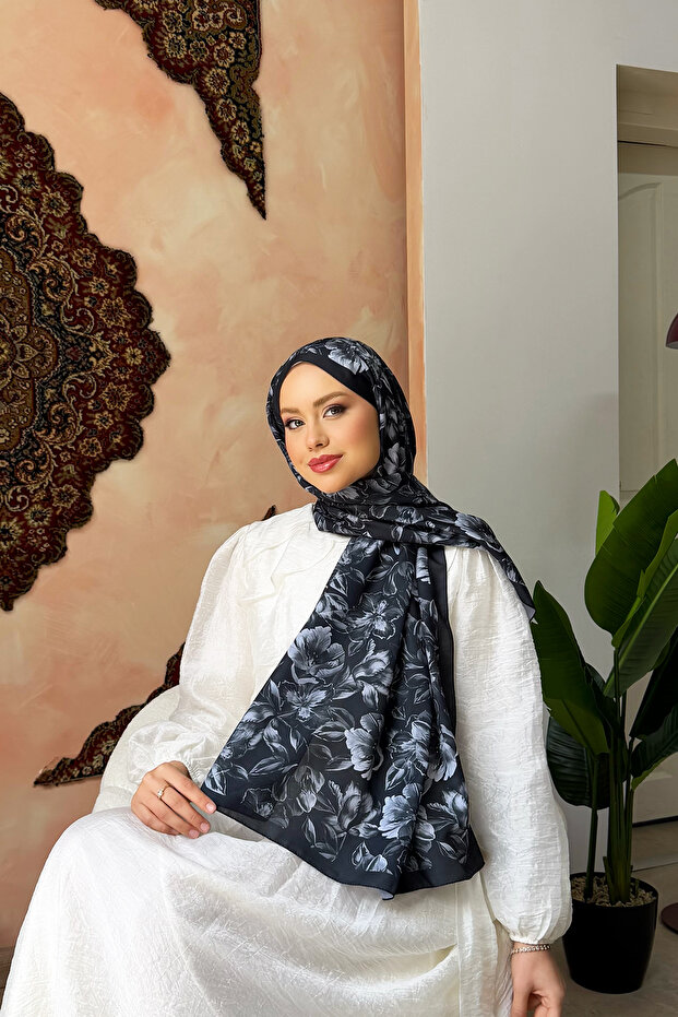 شال ناعم بلون أكوا مع نقش زهرة البندقية الحمراء
