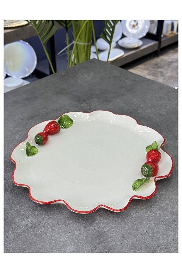 Italian Style Round Retro Strawberry Serving