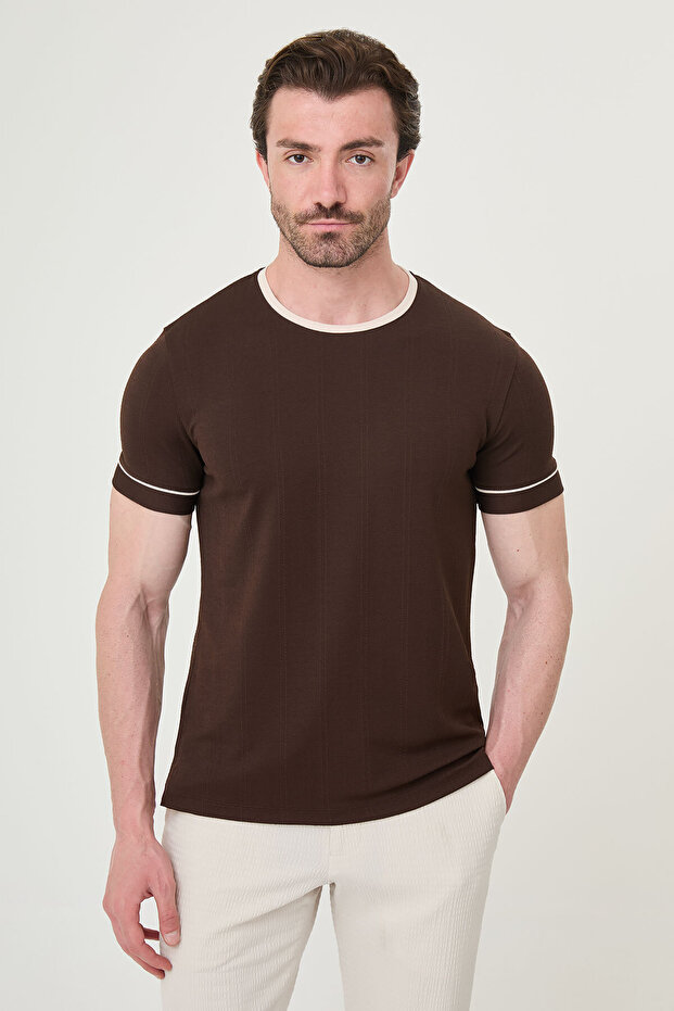 Plain Slim Fit Crew Neck Short Sleeve Men's T-Shirt Brown - 36891.26Y