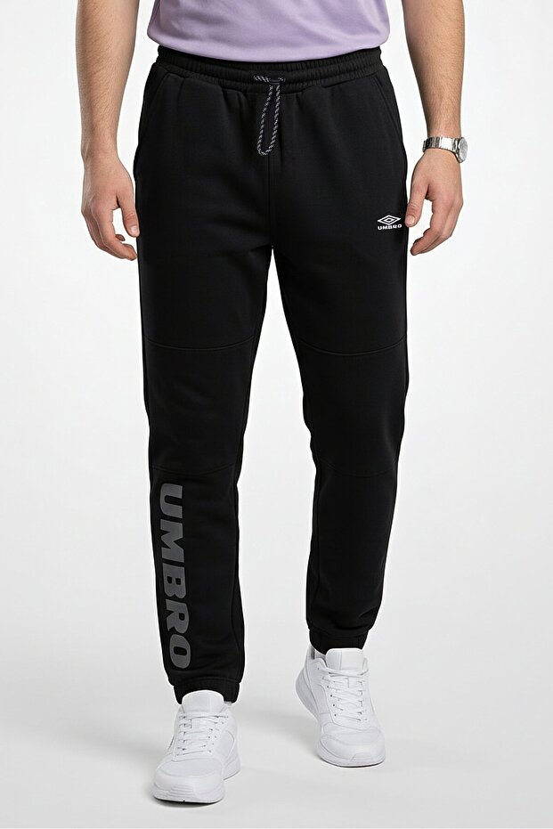 Men Sportswear Fit Outdoor Utility Sweatpants, Black