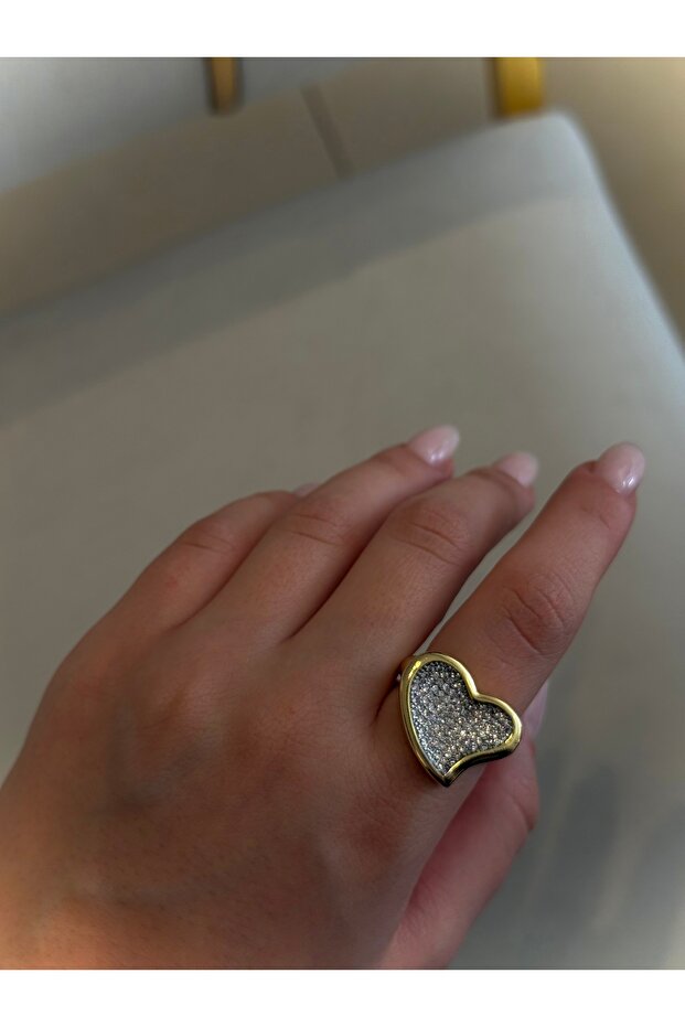 Heart Pattern Ring