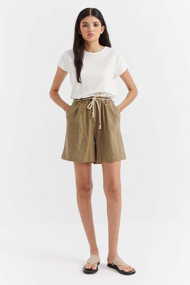 Women's Straw Belt Detailed Shorts