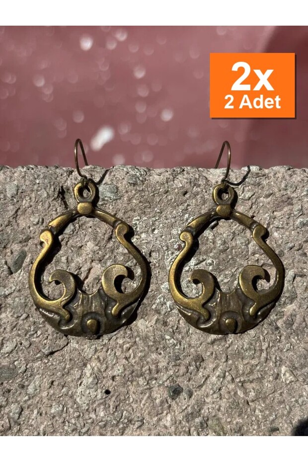 أقراط مصنوعة يدويًا بتصميم خاص هدية