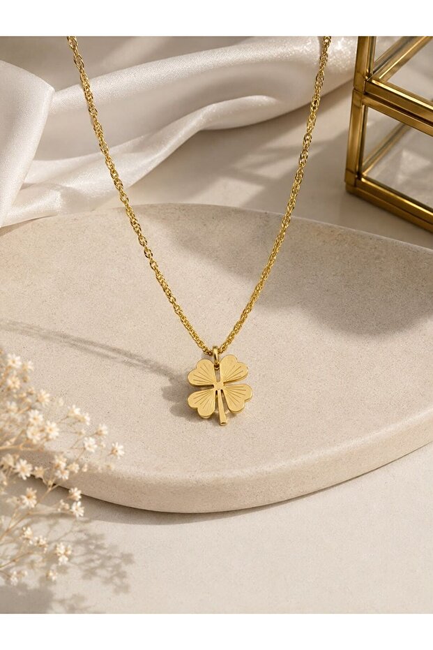 Gold Four Leaf Clover Necklace
