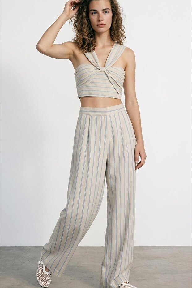 26Ypnt02058 Women's Stripe Detailed Trousers