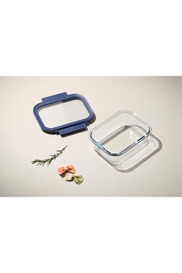 Comodo Rectangular Glass Food Container with Lid, 1 Liter Capacity
