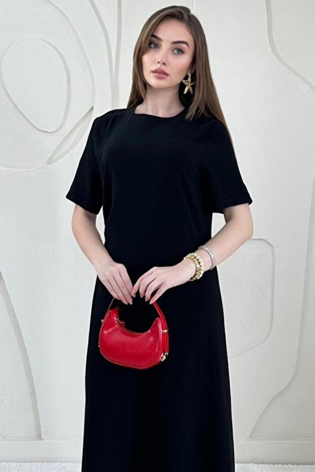 Black Pleated Crew Neck Dress