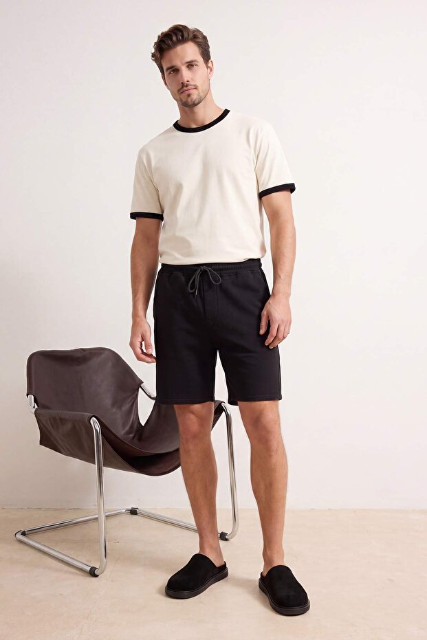 Siyah Beli Lastikli Regular Fit Şort & Bermuda TMNSS26SR00025 - 2
