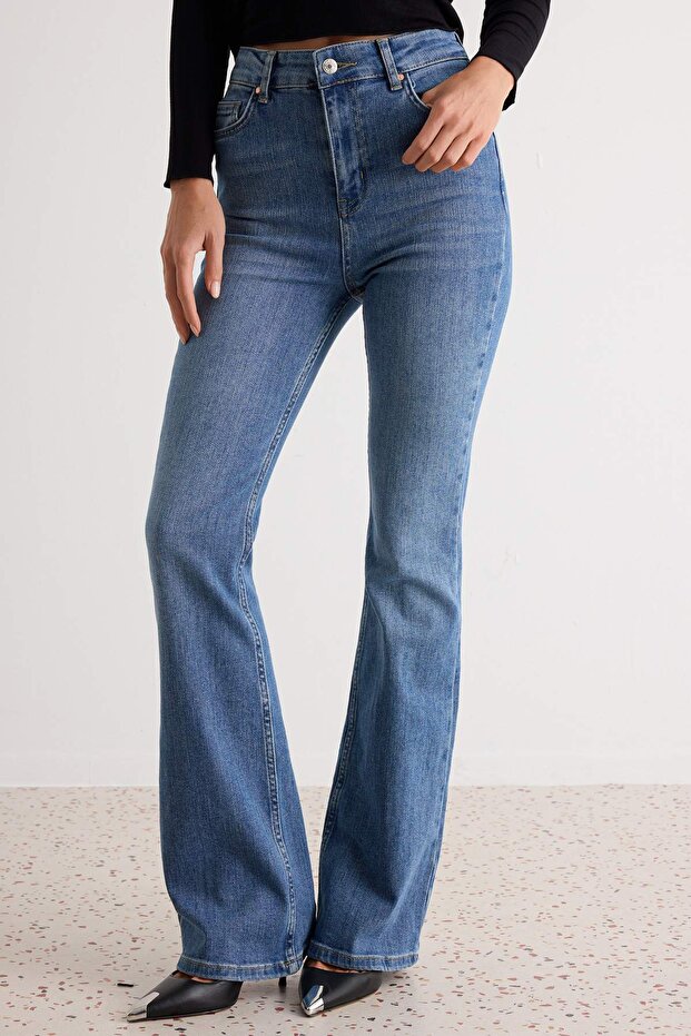 Mavi Yüksek Bel Comfort/Esnek İspanyol Paça Flare Jeans TWOAW26JE00095 - 3