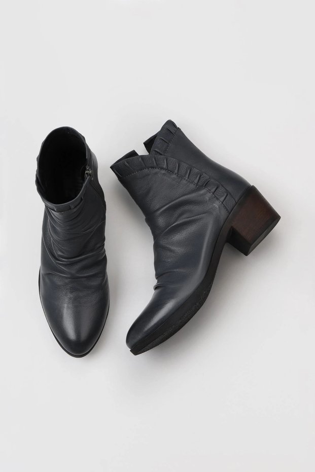 Gray Leather Women's Heeled Boots 01Wm0900