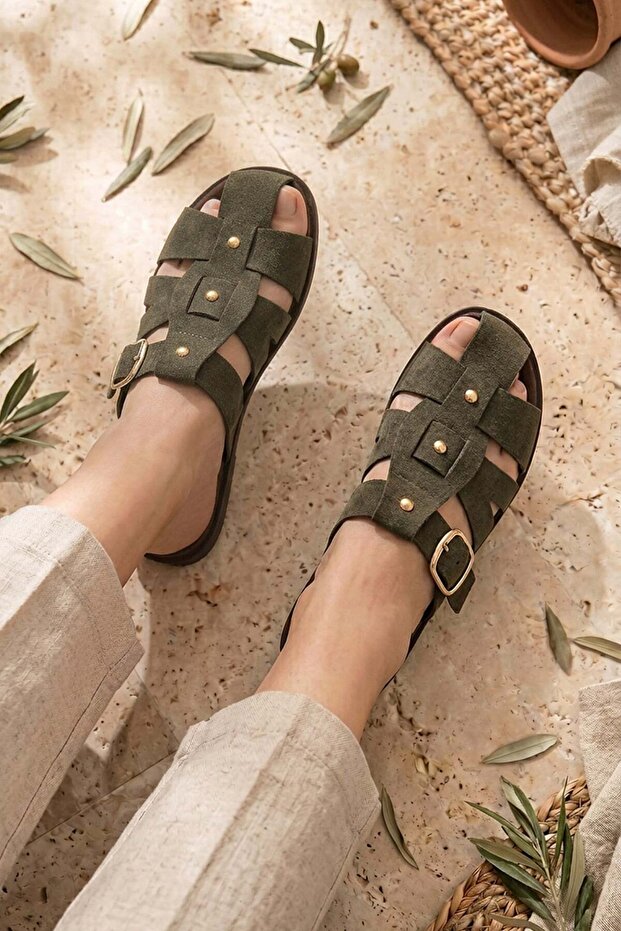 Lynda Front-Closed Women's Slippers with Trok and Buckle Details Green