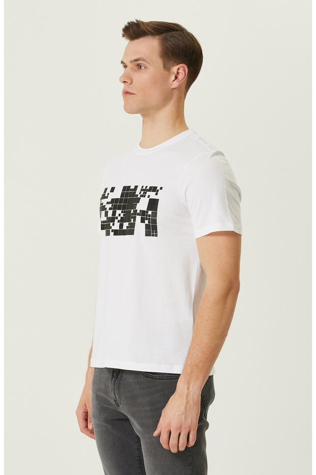 Beyaz Baskılı T-Shirt - 4