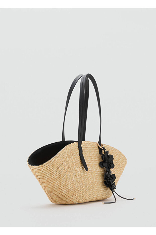 Charm Floral Straw Bag Made of Natural Fiber