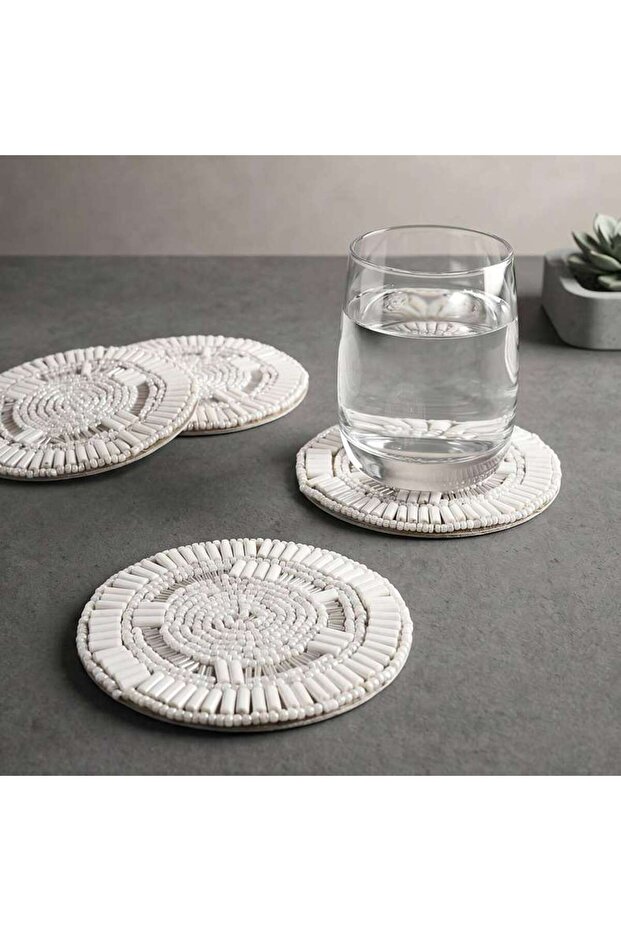 Gilded 4piece Beaded Coaster Set Dia10cm - White