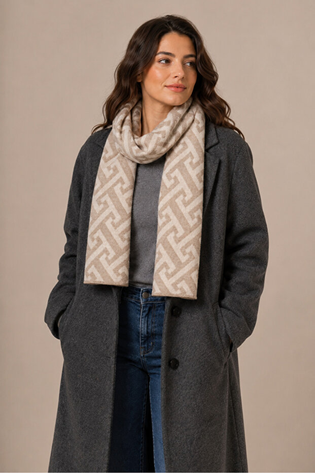 T Patterned Knitwear Scarf