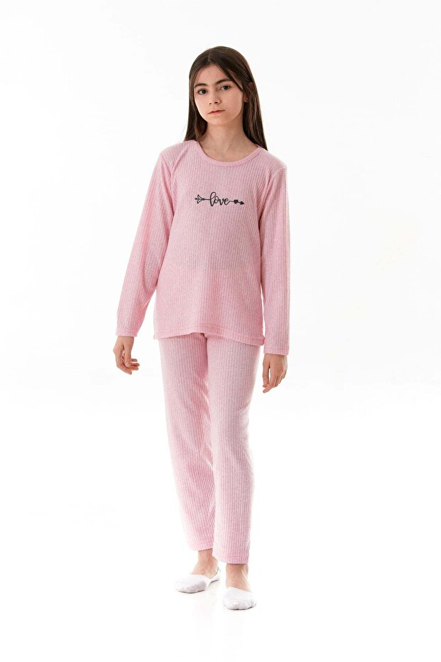 Love Printed Girl's Pajama Set