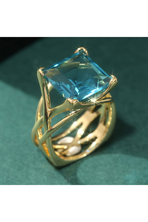 9 Gold-color Blue This Unique Hollowed-Out Women's Luxurious and Simple Style Perfect Ring for Engag