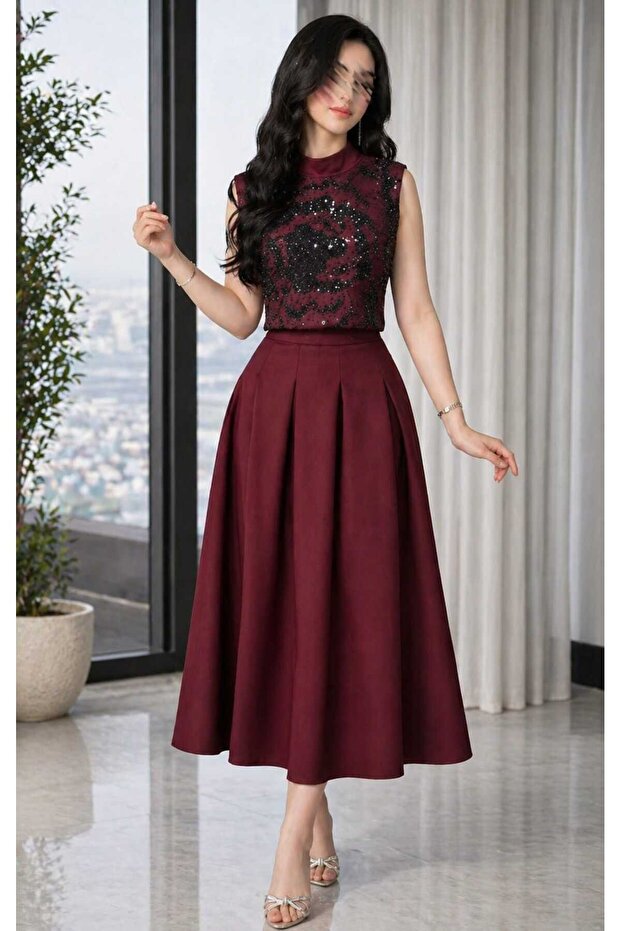 طقم نسائي