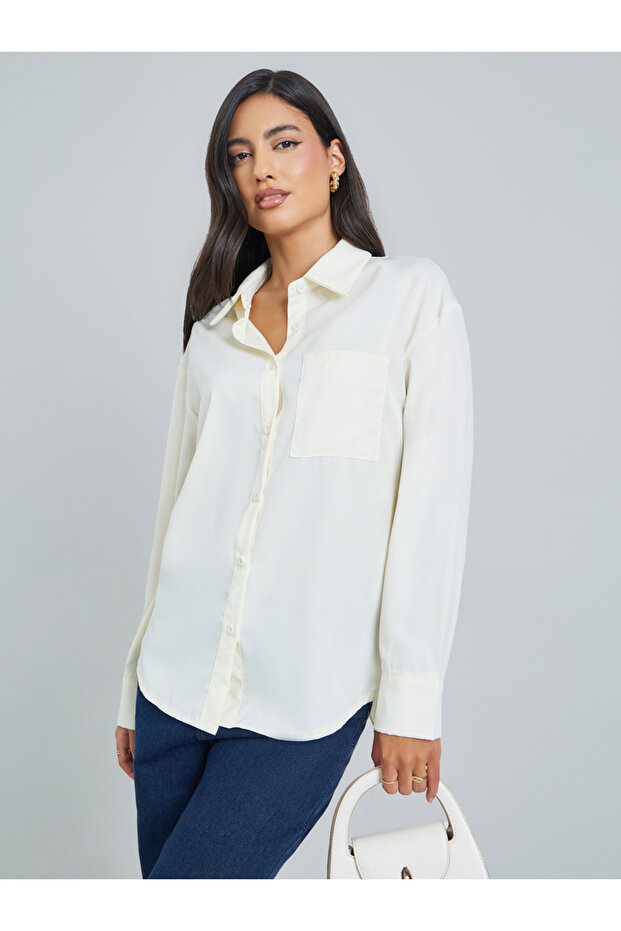 Off White Solid Asymmetric Split Back Oversized Shirt - 2