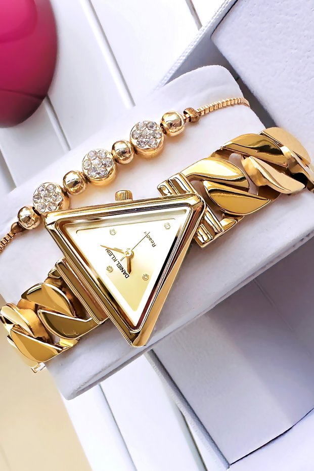 Triangle Case Waterproof Women Wristwatch Gold Color Steel Band Gift Bracelet Dkby2031C1
