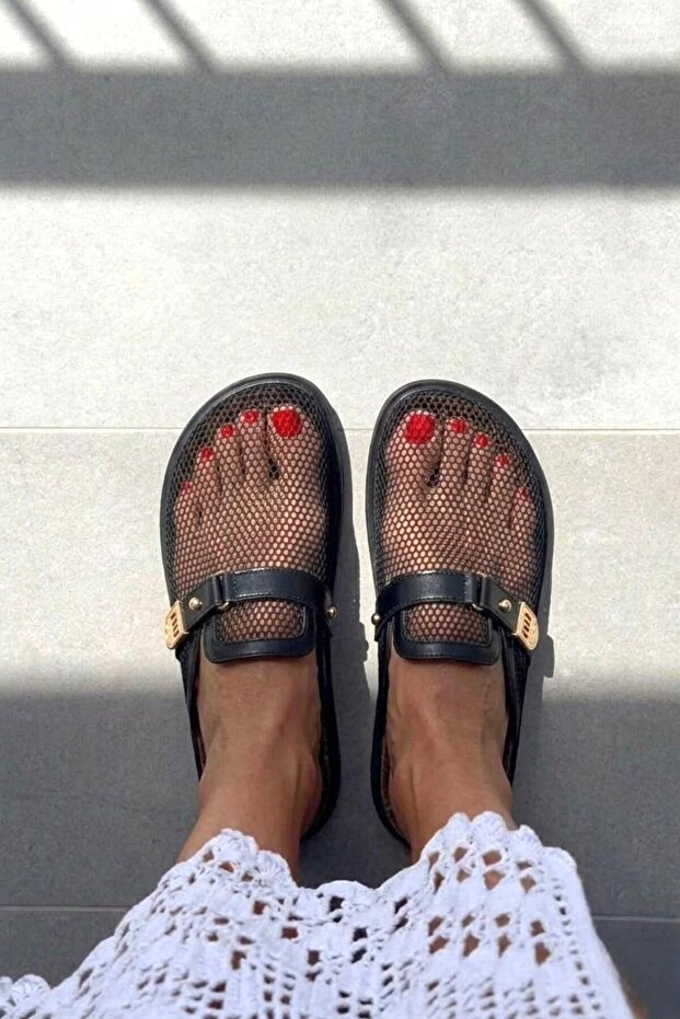 Y250505115 Black Mesh Detailed Women's Slippers