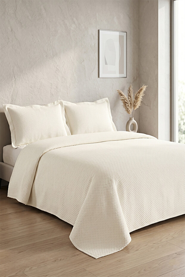 Cream Double Bedspread with Pillowcase 240X260 cm