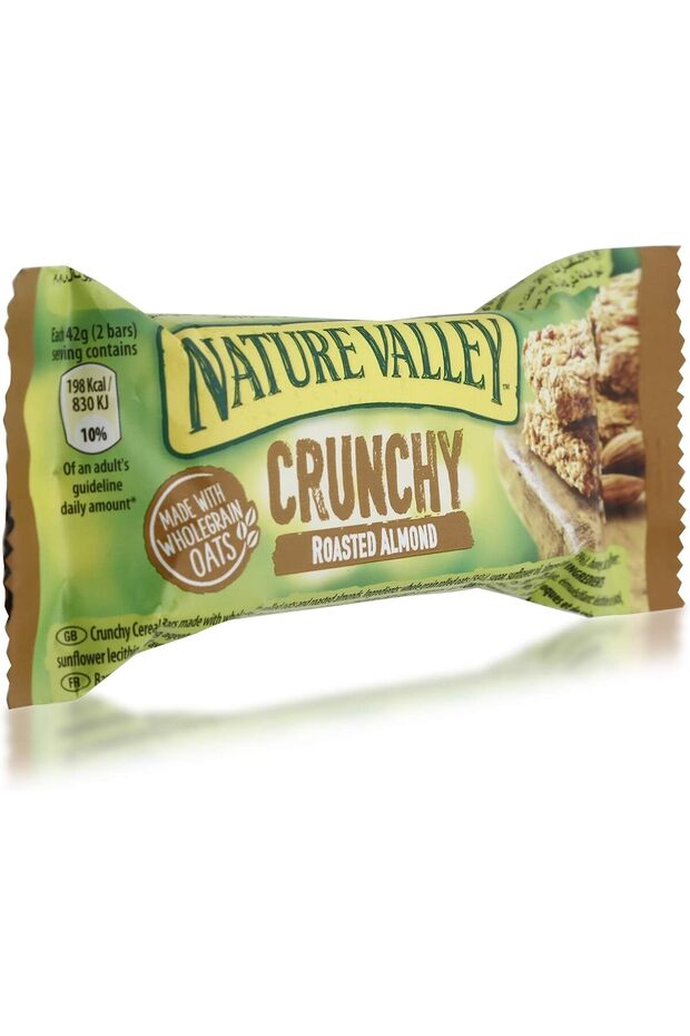 Crunchy Oats & Roasted Almond Bar 42g