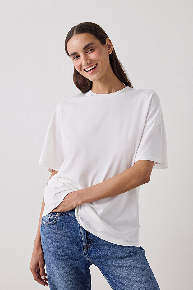 Women's Cotton Casual Basic Oversize T-shirt - Off White