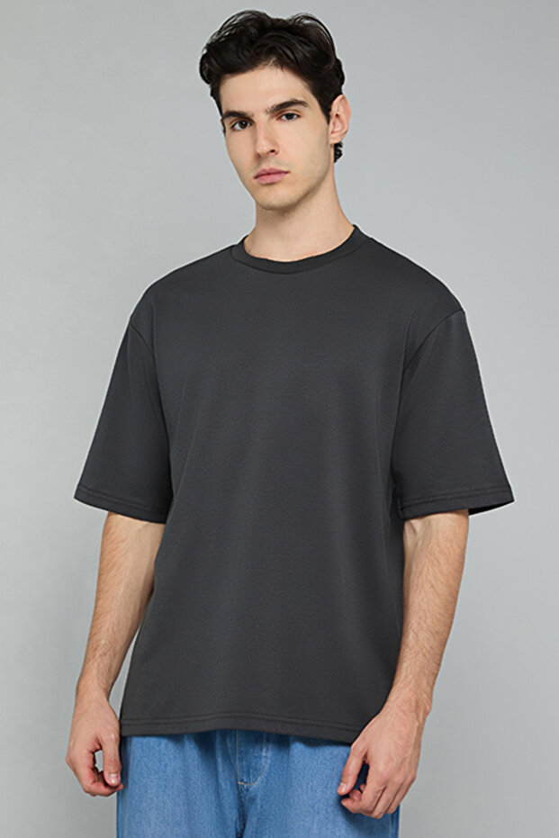Solid T-Shirt with Crew Neck and Short Sleeves