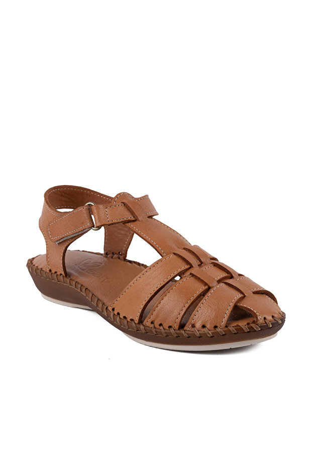 26018 26Ys Women's Sandals