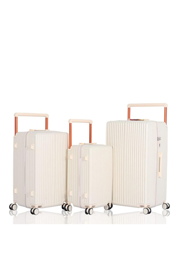 Hardshell Luggage 3-Piece Set - Stylish Design & Durable Performance - 1