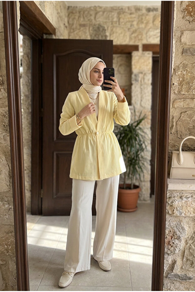 Women's Butter Yellow Comfortable Fit Waist Gathered Stylish Hijab Jacket