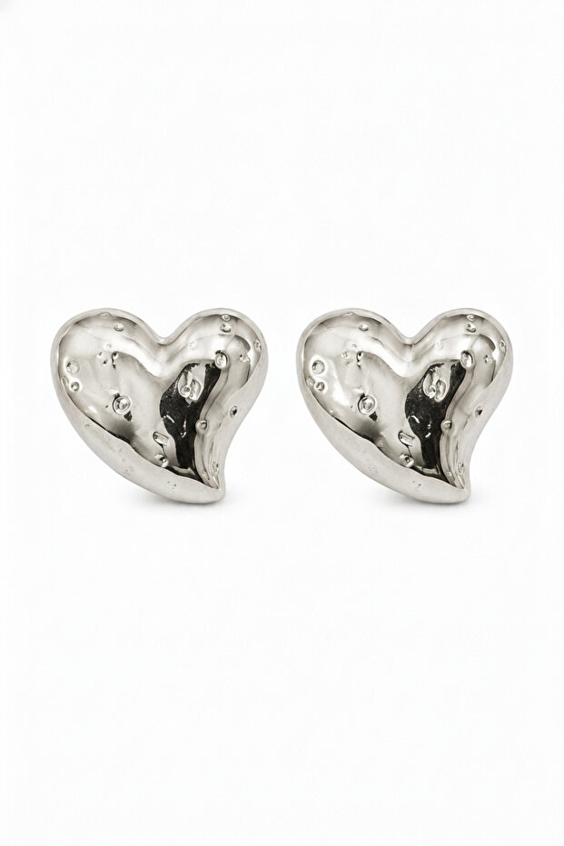 Women's White Color Textured Fluffy Heart Rice Earrings Pair