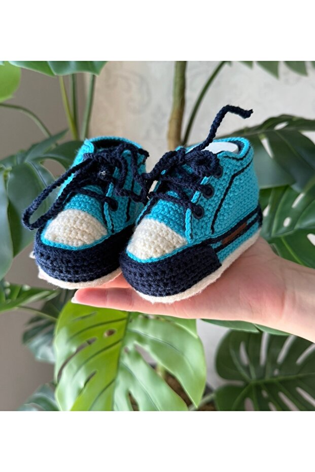 3-6 Months (10 cm) Hand Knitted Baby Booties