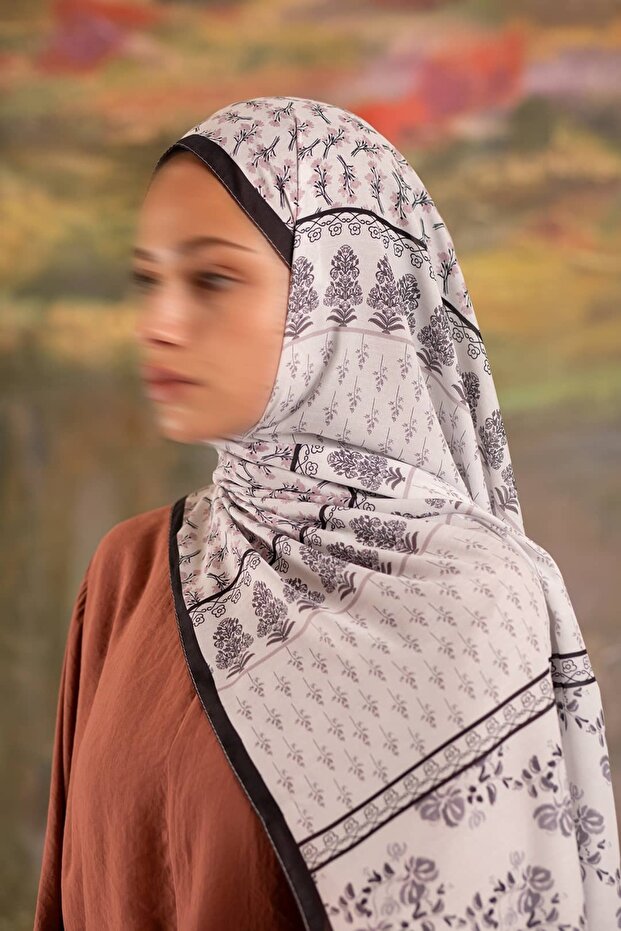 Floral Harmony Patterned Soft Shawl Black - 5