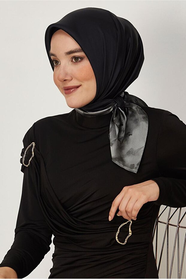 Carmen Scarf 8642