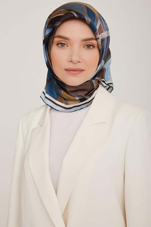 Nostalji Sura Silk Scarf Ist 8843-38 Indigo Blue Geometric Pattern