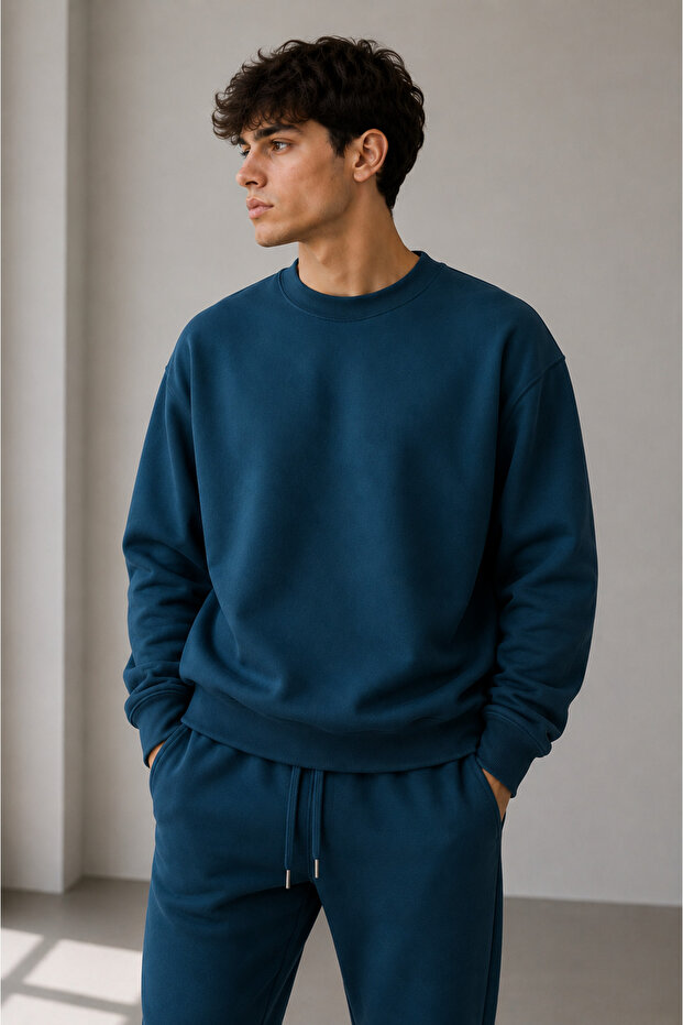 Unisex Winter Oversize 0-Collar Sweatshirt