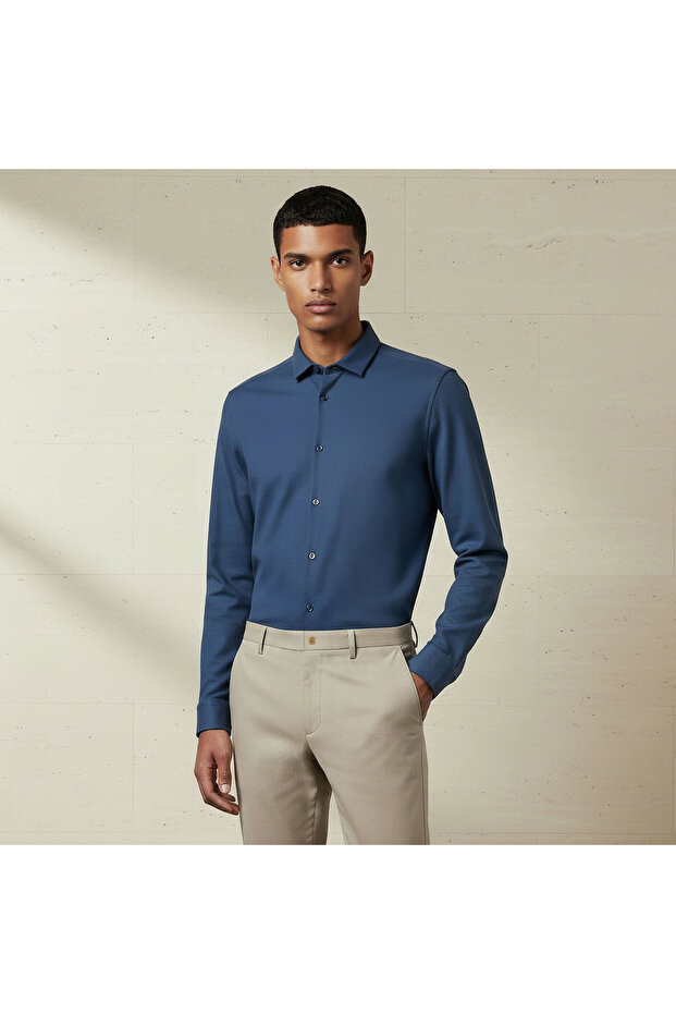 Men Slim Fit Collared Textured Long Sleeves Shirt