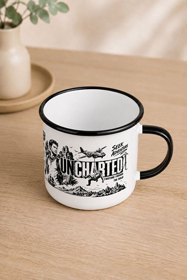 كوب بتصميم خاص مستوحى من لعبة Uncharted