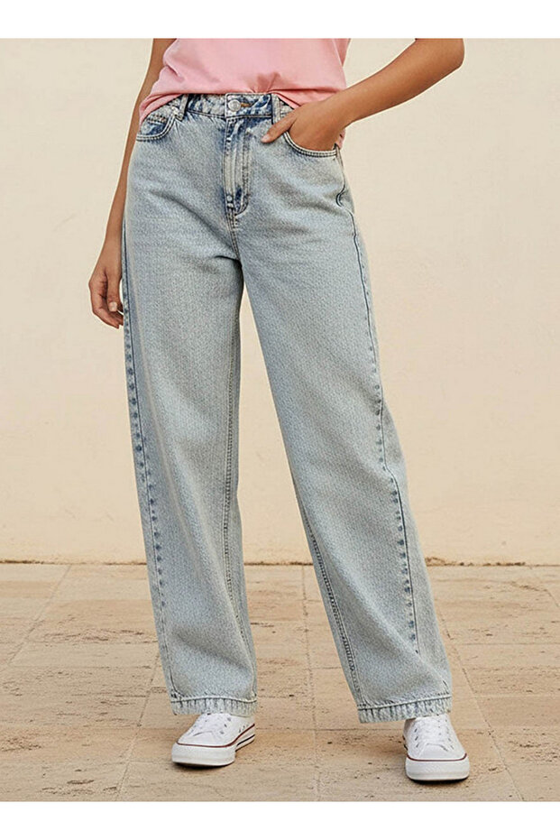 Wide Leg Button Waist Jeans with Pockets Cotton