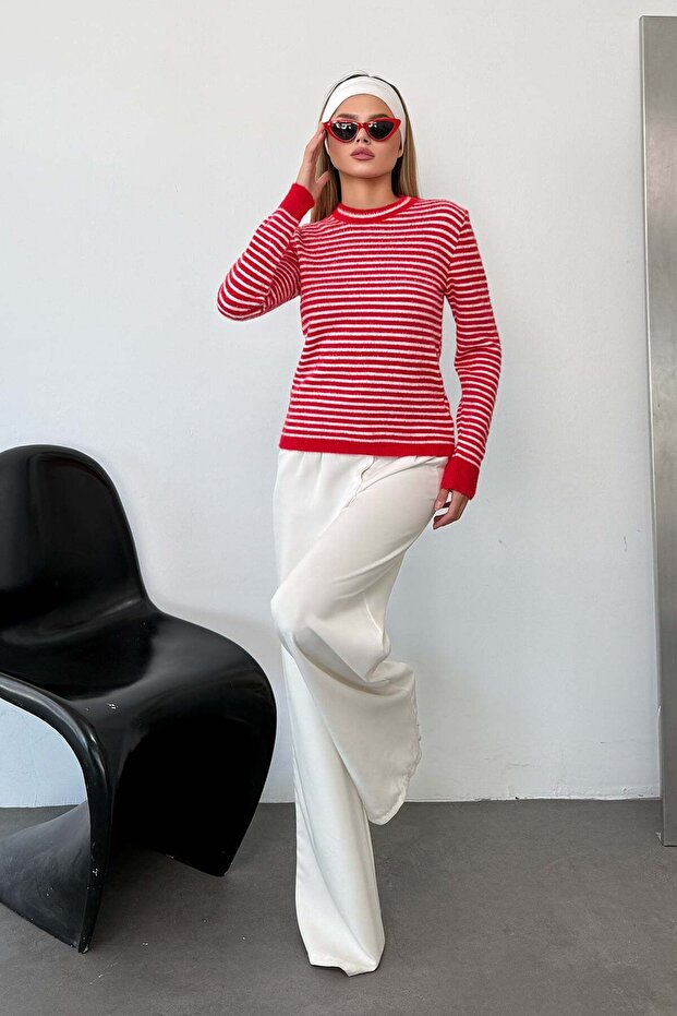 Women's Crew Neck Striped Knit Sweater Red - 2357
