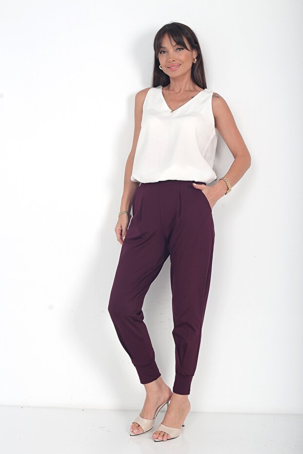 Women's Elastic Waist, Pocketed, Pleated, Slim Fit Scuba Trousers
